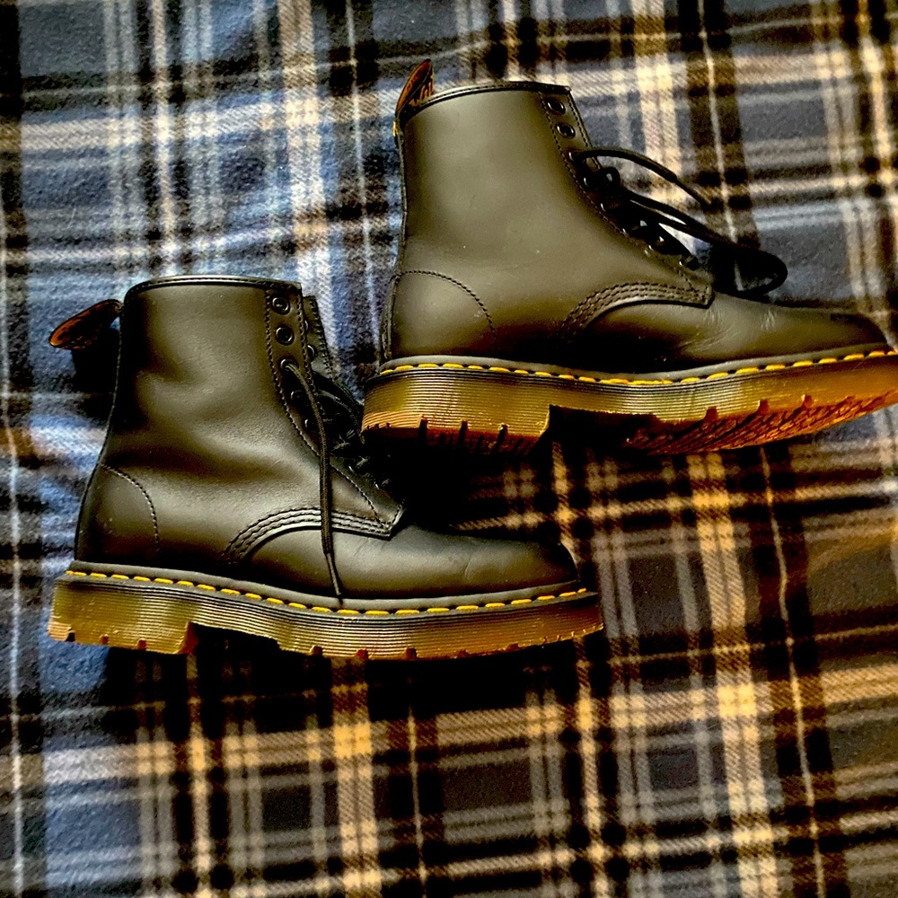 Dr. Martens safety non-slip boots